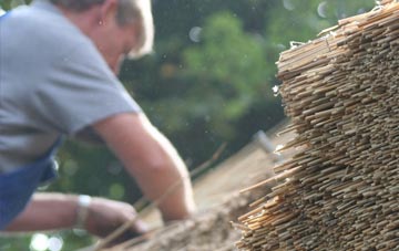 professional Bradfield Heath thatchers